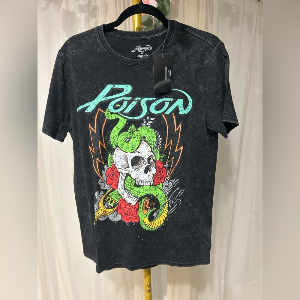 Poison Skull Snake Graphic Tee NWT Rock Band Size Medium